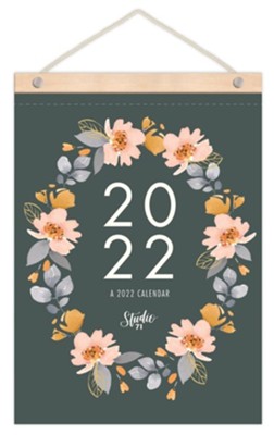 Cover of 2022 Wall Calendar, Wooden Strip, Floral