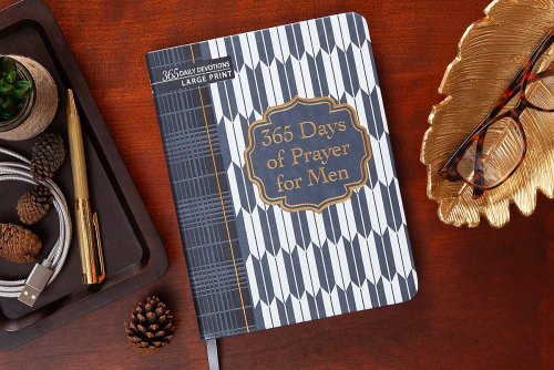 Cover of 365 Daily Prayers for Men, Large Print